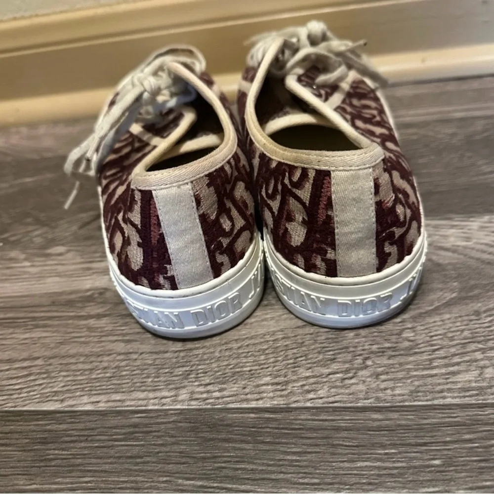 Slightly worn good condition 100% Authentic - Picture 3 of 4